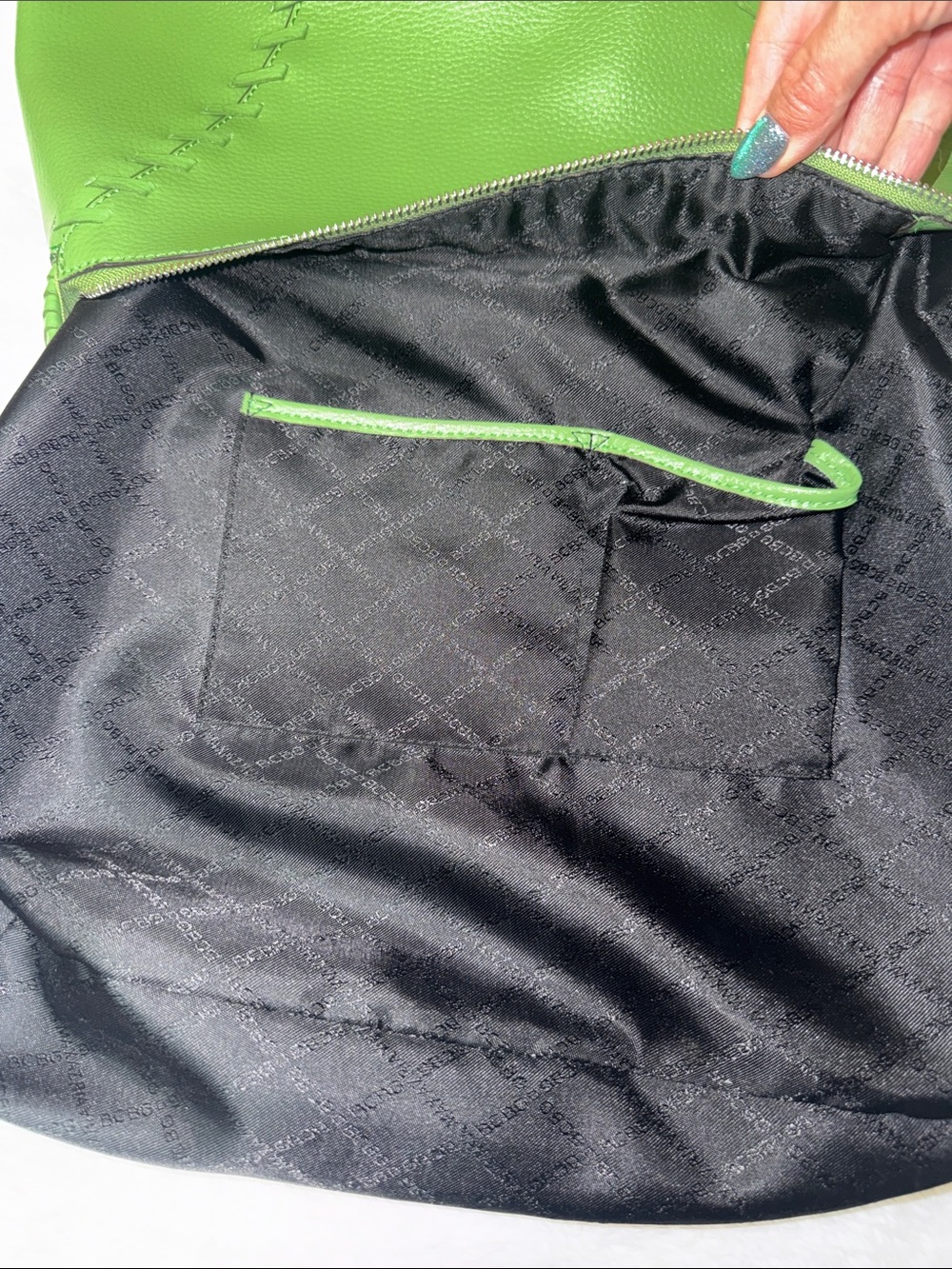 BCBGMaxAzria Green Leather Shoulder Hobo - Picture 13 of 13